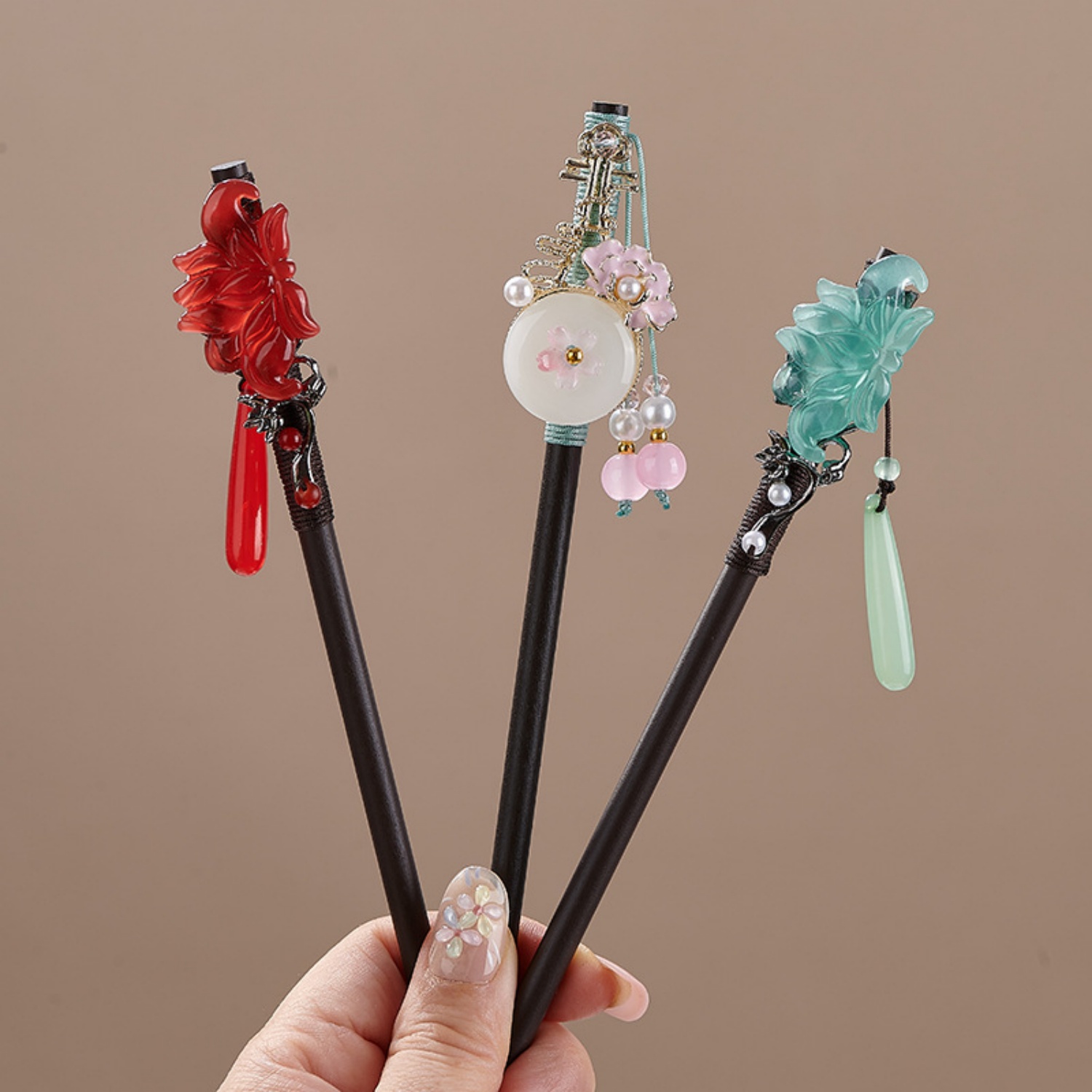 Grampo de Cabelo Vintage Flora - Tech Accessories Women avaliação e preço